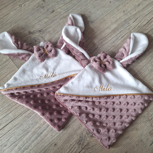 COFFRET QUEEN Coffret bébé Personnalisé  – 2 Ensembles + Couverture & 2 Doudous + protège carnet – Quantité Limitée